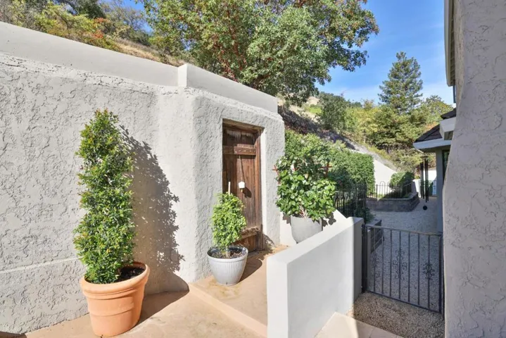 13585 Struzenberg Court, Morgan Hill, California 95037