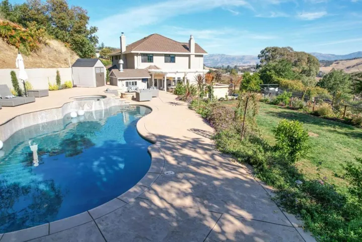 13585 Struzenberg Court, Morgan Hill, California 95037