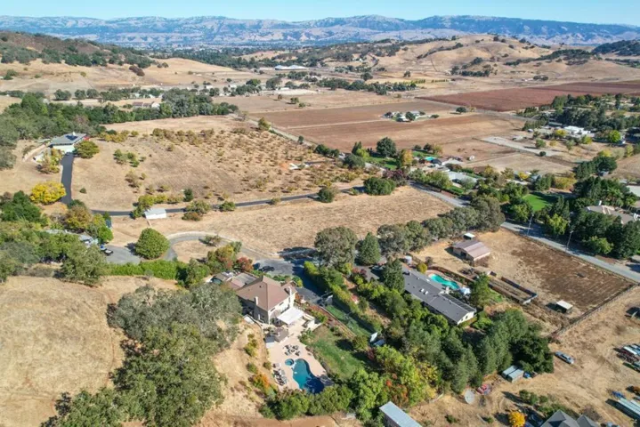 13585 Struzenberg Court, Morgan Hill, California 95037