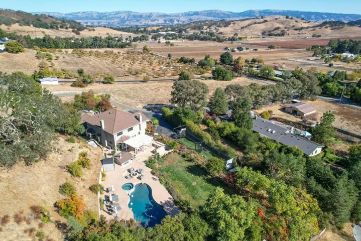 13585 Struzenberg Court, Morgan Hill, California 95037