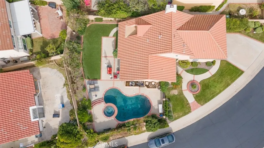 19585 Shadow Glen Circle, Northridge, California 91326