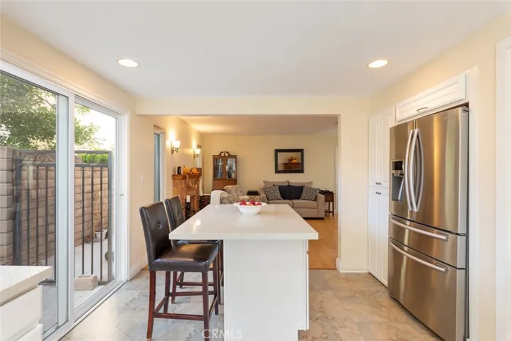 19585 Shadow Glen Circle, Northridge, California 91326