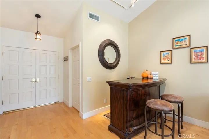 19585 Shadow Glen Circle, Northridge, California 91326