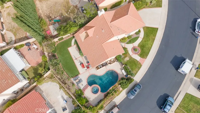 19585 Shadow Glen Circle, Northridge, California 91326