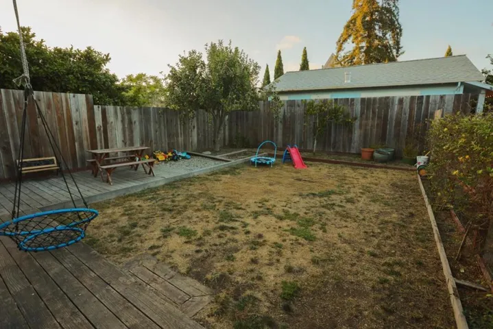 208 Laurent Street, Santa Cruz, California 95060