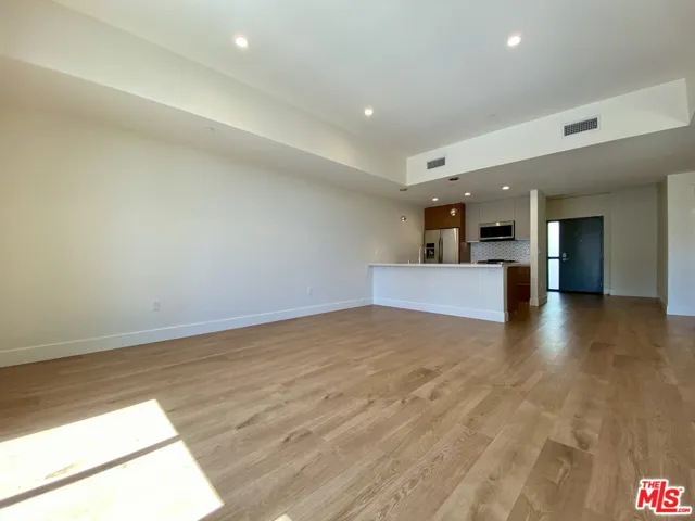 8017 W Norton Avenue 302, West Hollywood, California 90046