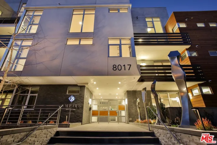 8017 W Norton Avenue 302, West Hollywood, California 90046