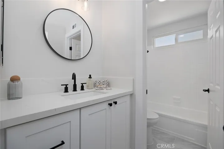 1824 Lexington Drive, Corona, California 92878