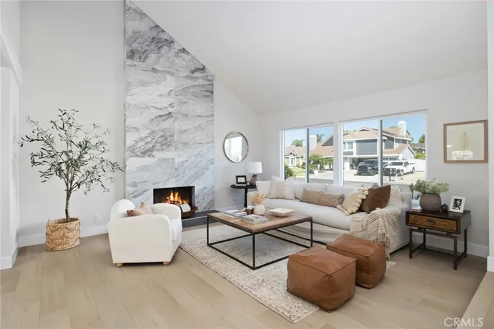 1824 Lexington Drive, Corona, California 92878