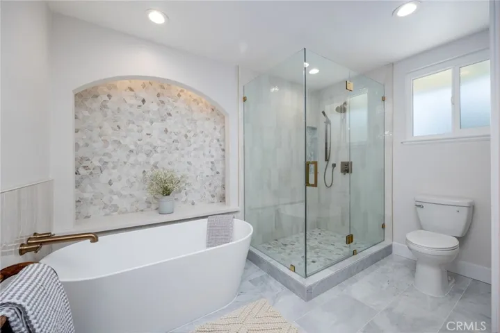 1824 Lexington Drive, Corona, California 92878