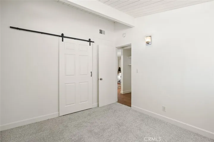 Barn door on closet