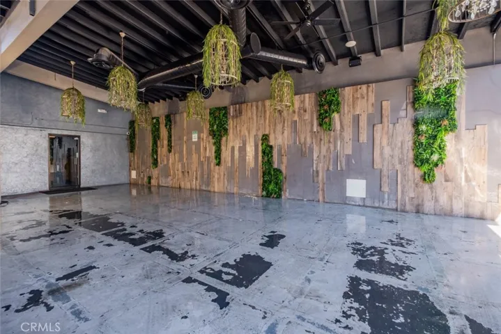 6024 Hazeltine Avenue, Van Nuys, California 91401