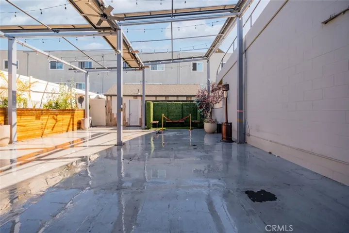 6024 Hazeltine Avenue, Van Nuys, California 91401