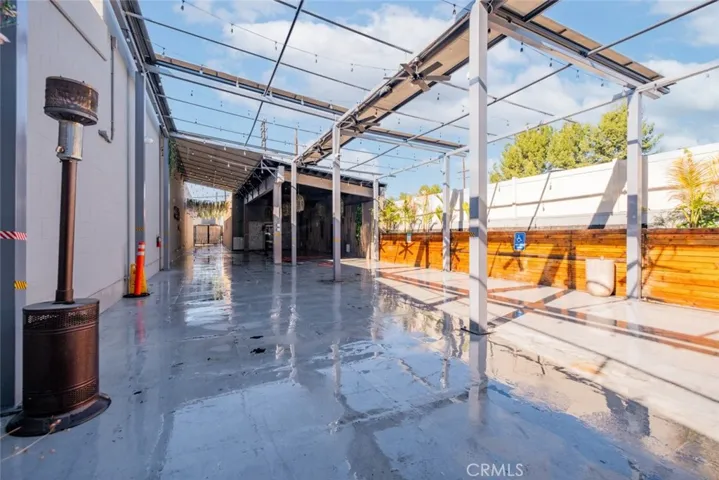 6024 Hazeltine Avenue, Van Nuys, California 91401