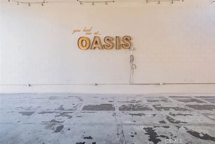 6024 Hazeltine Avenue, Van Nuys, California 91401