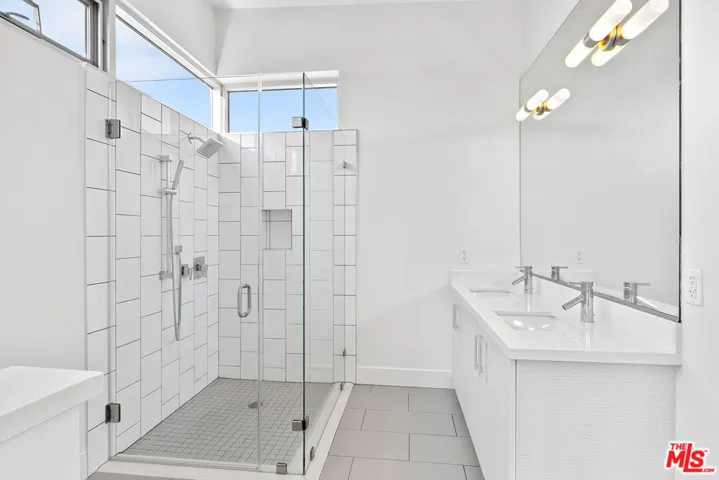 1232 N Kings Road Ph1, West Hollywood, California 90069