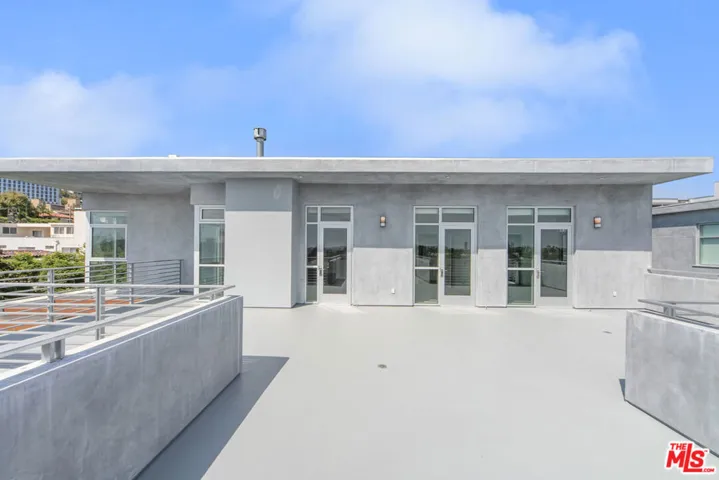 1232 N Kings Road Ph1, West Hollywood, California 90069