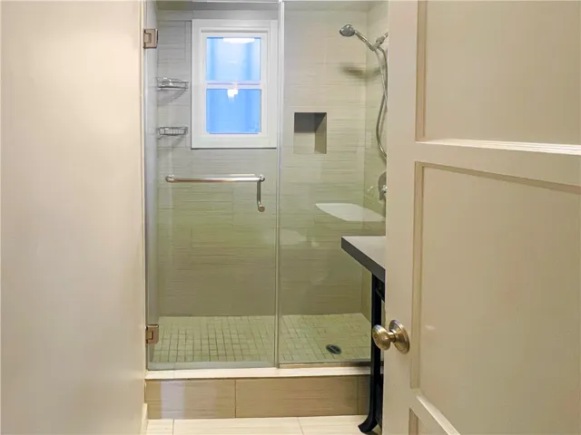 14525 Dickens Street, Sherman Oaks, California 91403