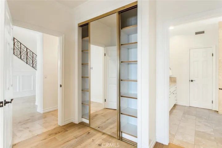 19 Rue Cannes, Newport Beach, California 92660
