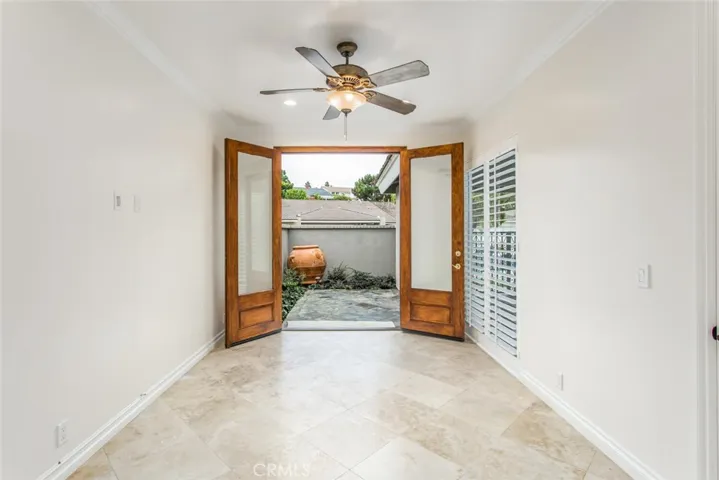 19 Rue Cannes, Newport Beach, California 92660