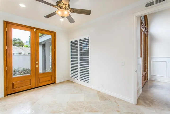 19 Rue Cannes, Newport Beach, California 92660