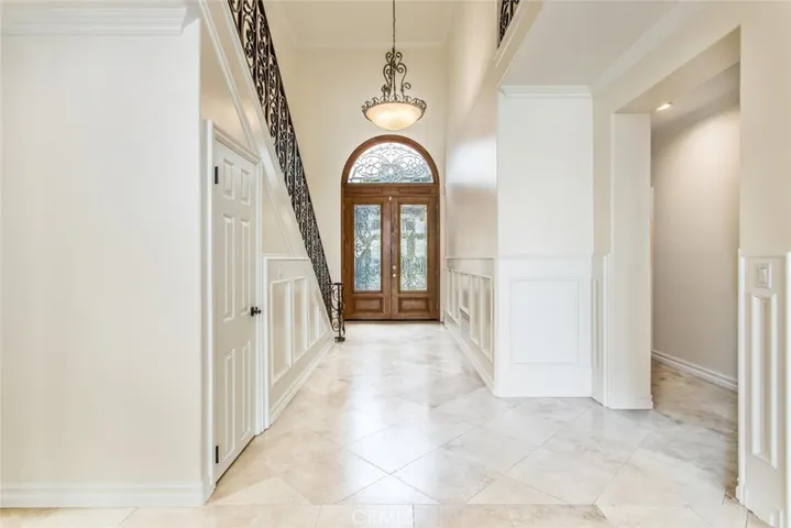 19 Rue Cannes, Newport Beach, California 92660