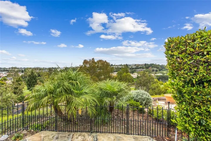 19 Rue Cannes, Newport Beach, California 92660