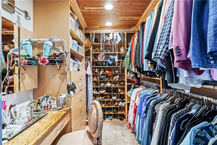 1695 La Mancha, Pomona, California 91768