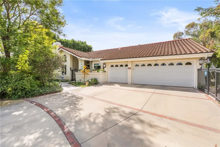 1695 La Mancha, Pomona, California 91768