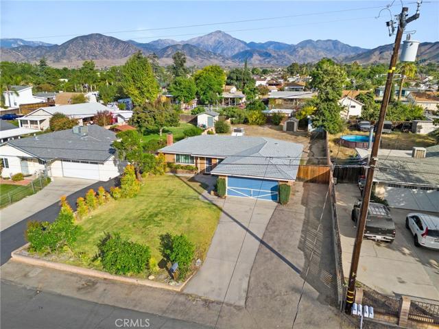 1386 Tourmaline Avenue, Mentone, California 92359