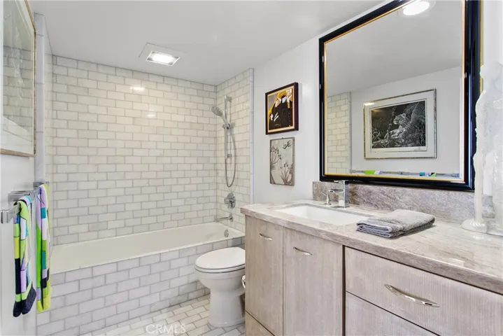 259 Lower Cliff Drive 3, Laguna Beach, California 92651