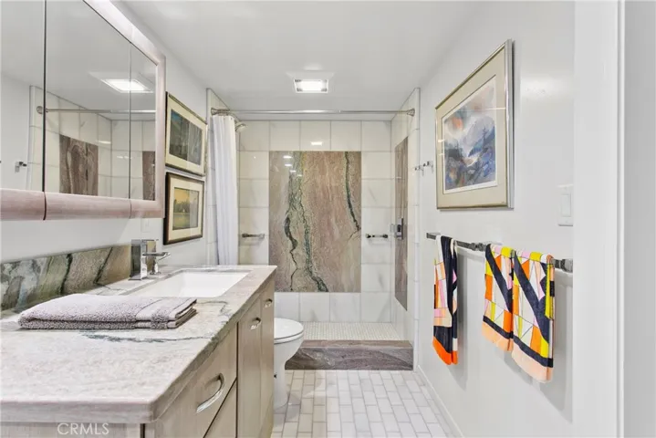259 Lower Cliff Drive 3, Laguna Beach, California 92651