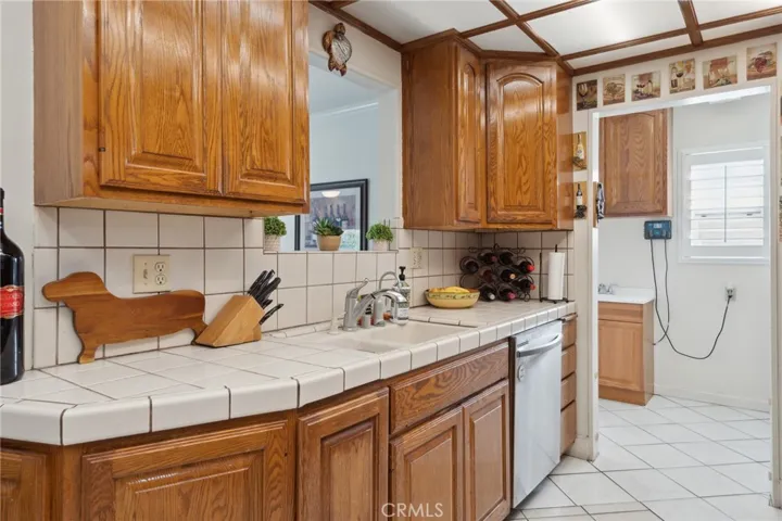 20408 Hawaiian Avenue, Lakewood, California 90715