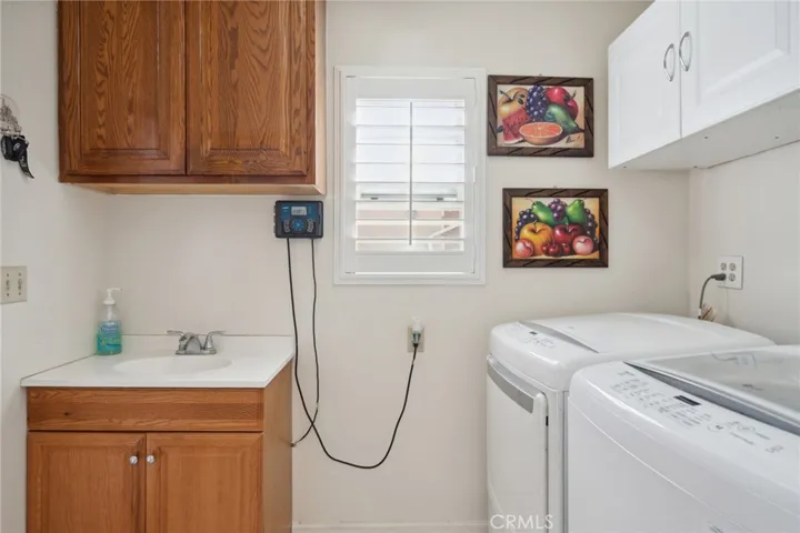 20408 Hawaiian Avenue, Lakewood, California 90715