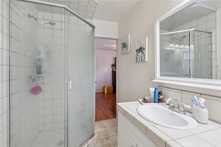 20408 Hawaiian Avenue, Lakewood, California 90715