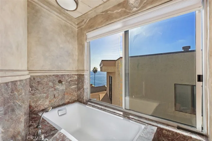 Upstaris Bathroom