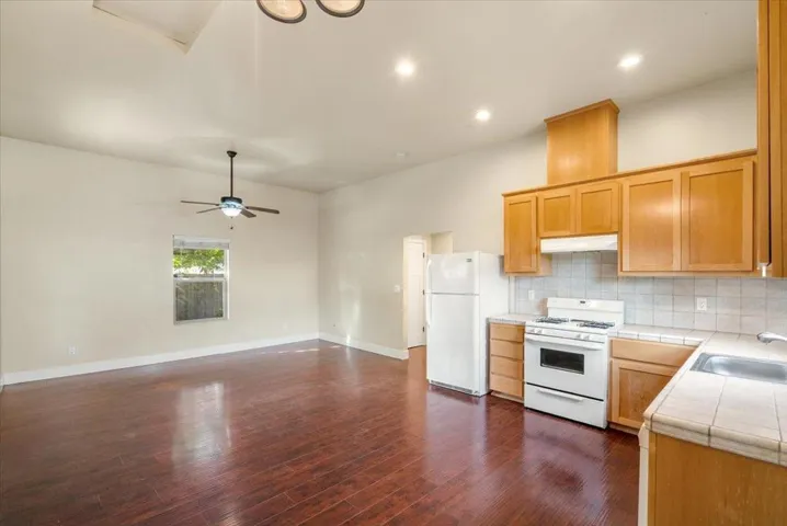 241 Gurries Drive, Gilroy, California 95020