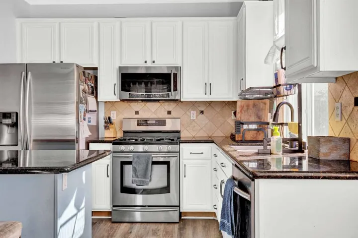 27575 Mangrove Street, Murrieta, California 92563