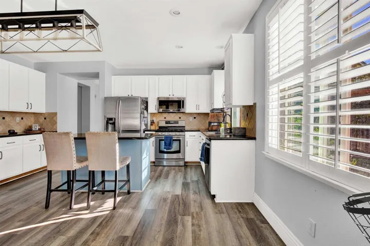 27575 Mangrove Street, Murrieta, California 92563
