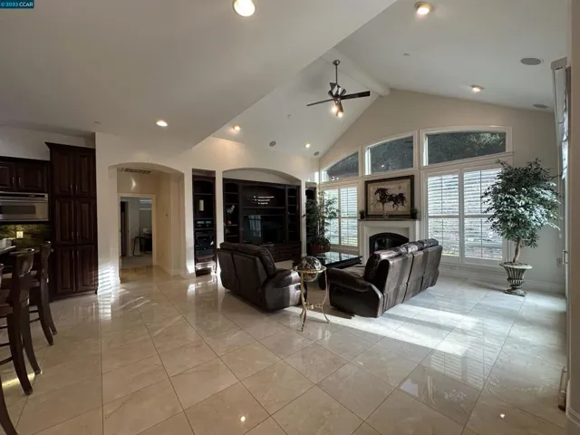 5322 Bayridge Ct, Fairfield, California 94534
