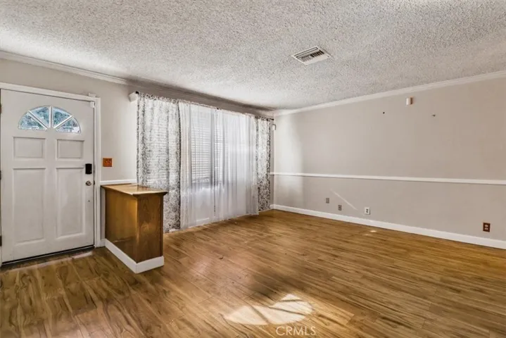5034 Kingsley Street, Montclair, California 91763