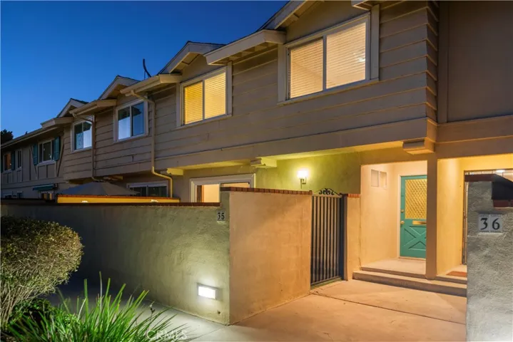 1958 Rolling Vista Drive Unit 35, Lomita, California 90717