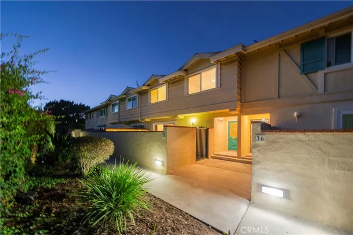 1958 Rolling Vista Drive Unit 35, Lomita, California 90717