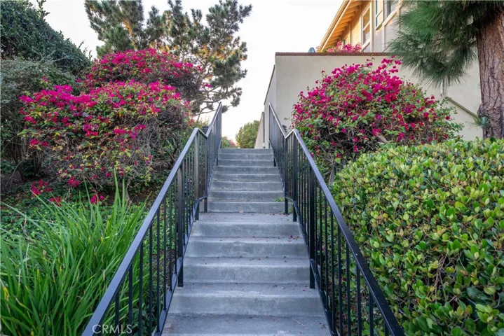 1958 Rolling Vista Drive Unit 35, Lomita, California 90717