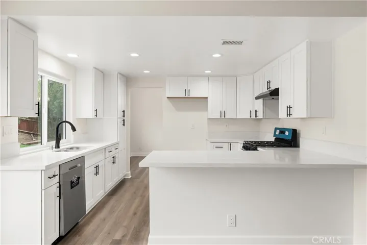 1419 E Riverside Drive, Ontario, California 91761