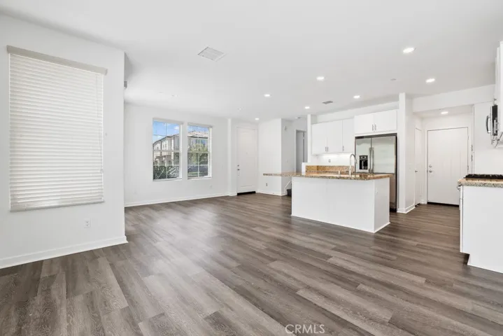 20 Savannah, Lake Forest, California 92630