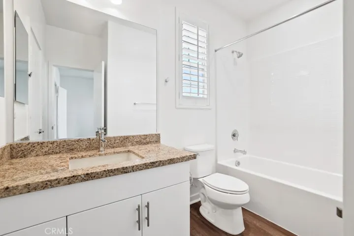 20 Savannah, Lake Forest, California 92630