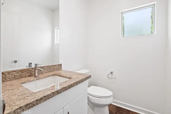 20 Savannah, Lake Forest, California 92630