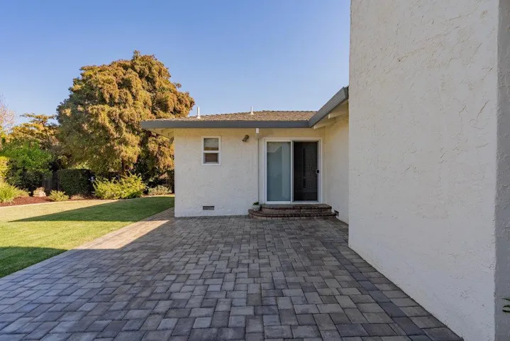 141 Bricks Way, Hollister, California 95023