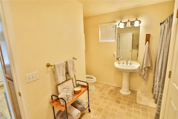 185 E 2nd Avenue, Chico, California 95926